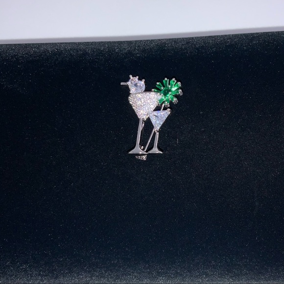 Green Martini Brooch - Picture 7 of 9
